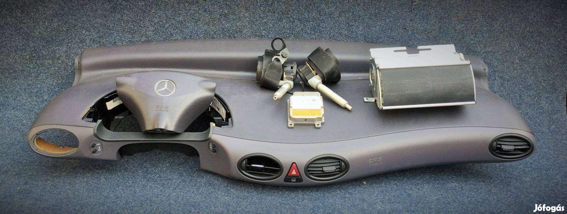 Eladó Mercedes A-Class w168 légzsák szett 70000ft.Bp/posta