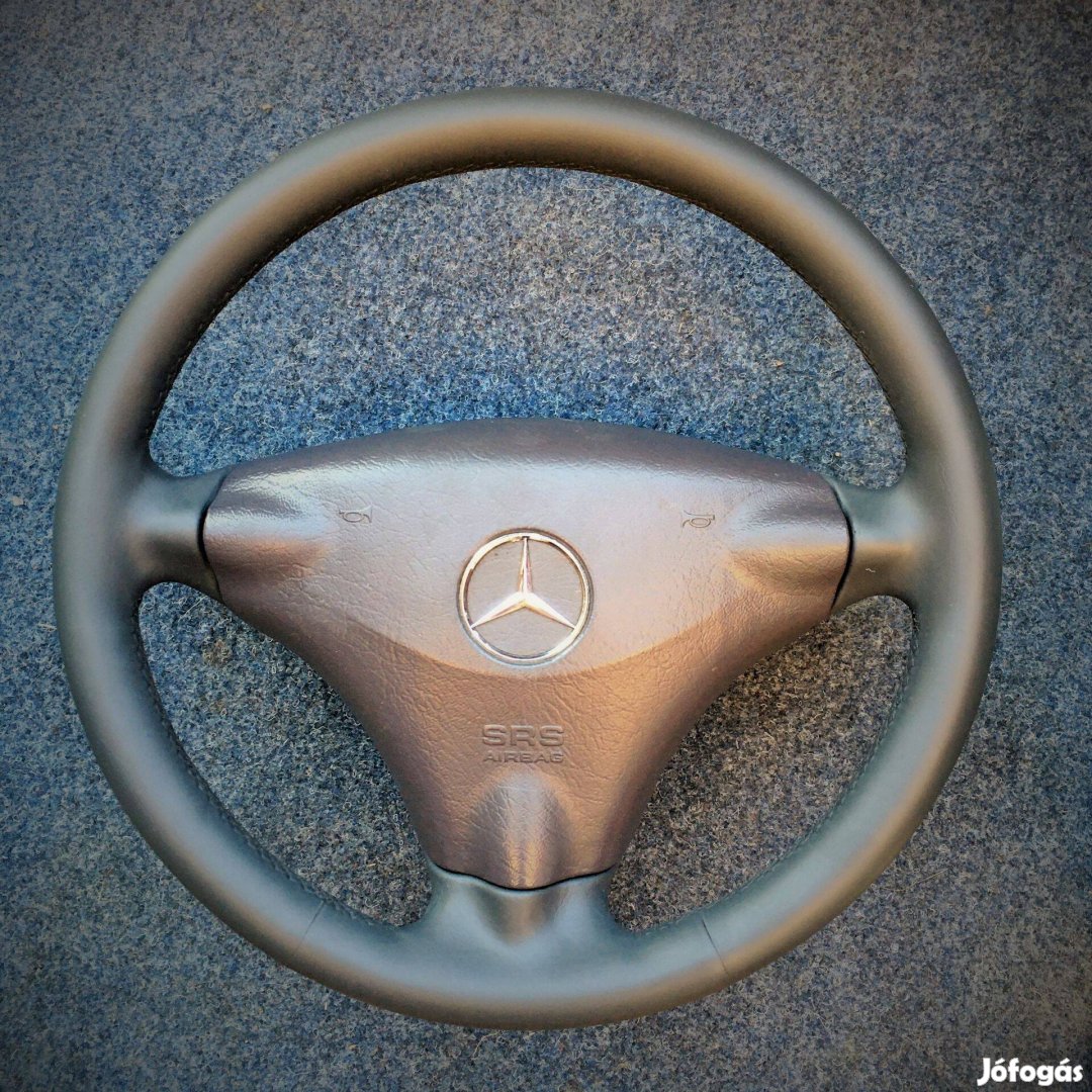Eladó Mercedes A-class W168, Vaneo W414 , bőrkormány.32000ft. Bp/posta
