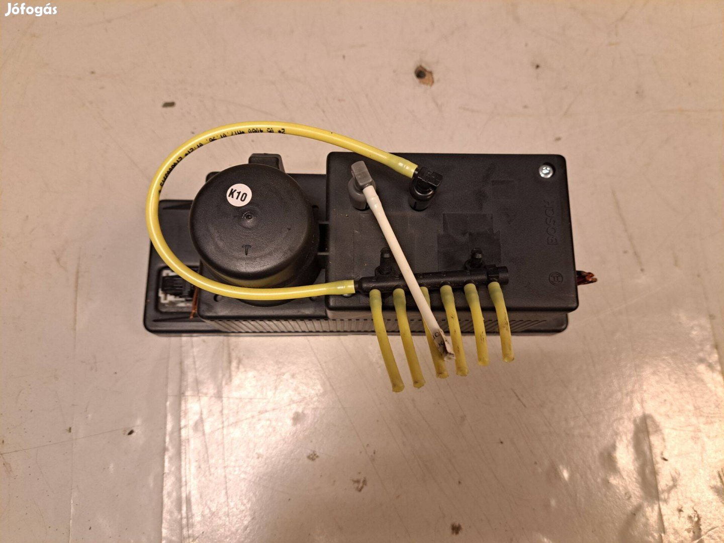 Eladó Mercedes-Benz W210 E290 vákuumpumpa vákuum szivattyú