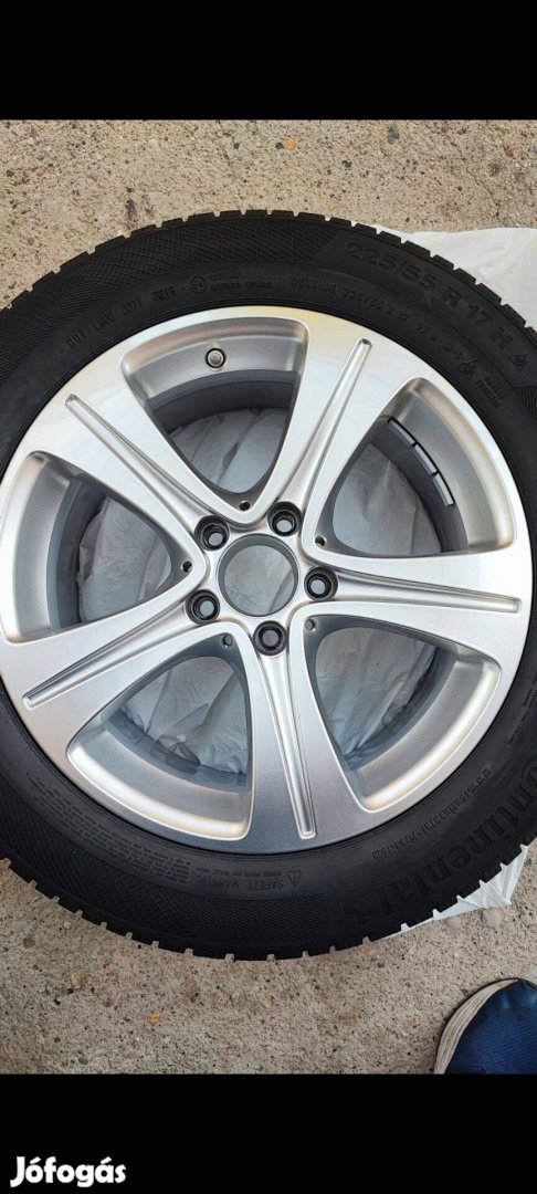 Eladó Mercedes E- osztály W 213 alufelni garnitúra nyomás szenzorral