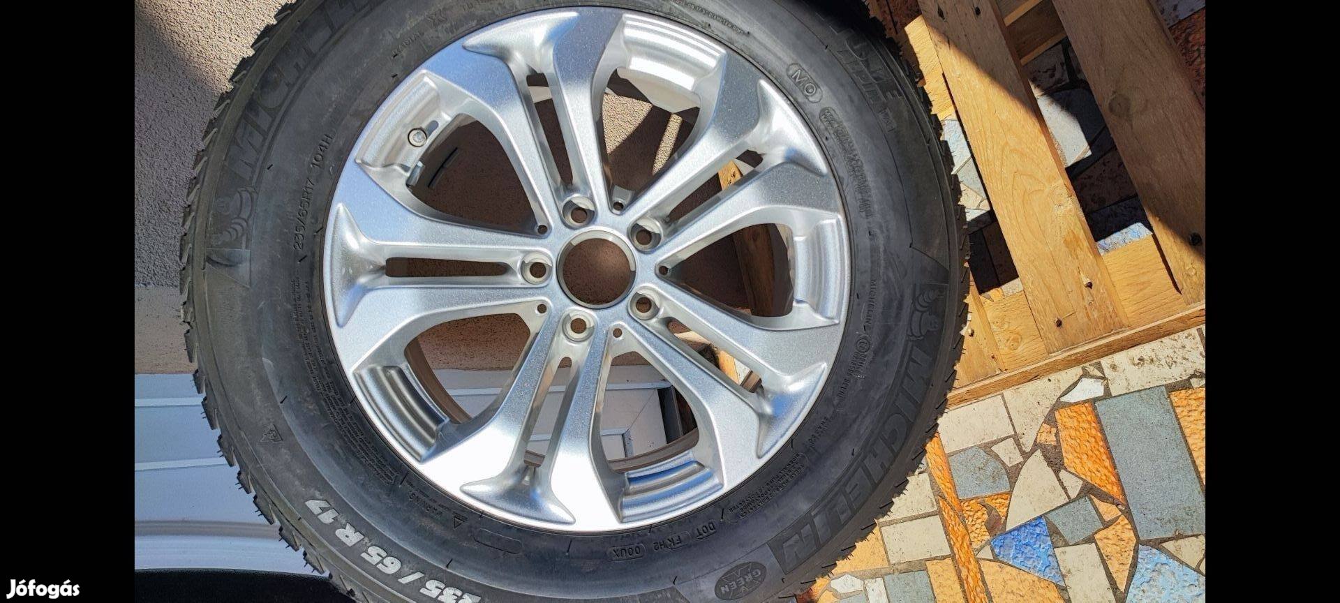 Eladó Mercedes W253 GLC pótkerék 17 " méretű teljes értékű