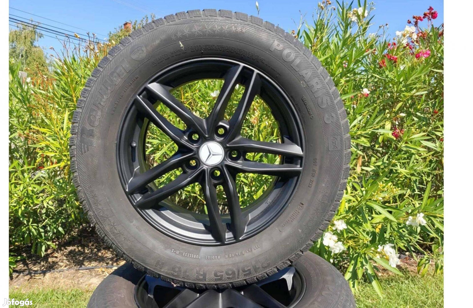 Eladó Mercedes ( 5x112 ) alufelni, 215/65 R16 téligumival