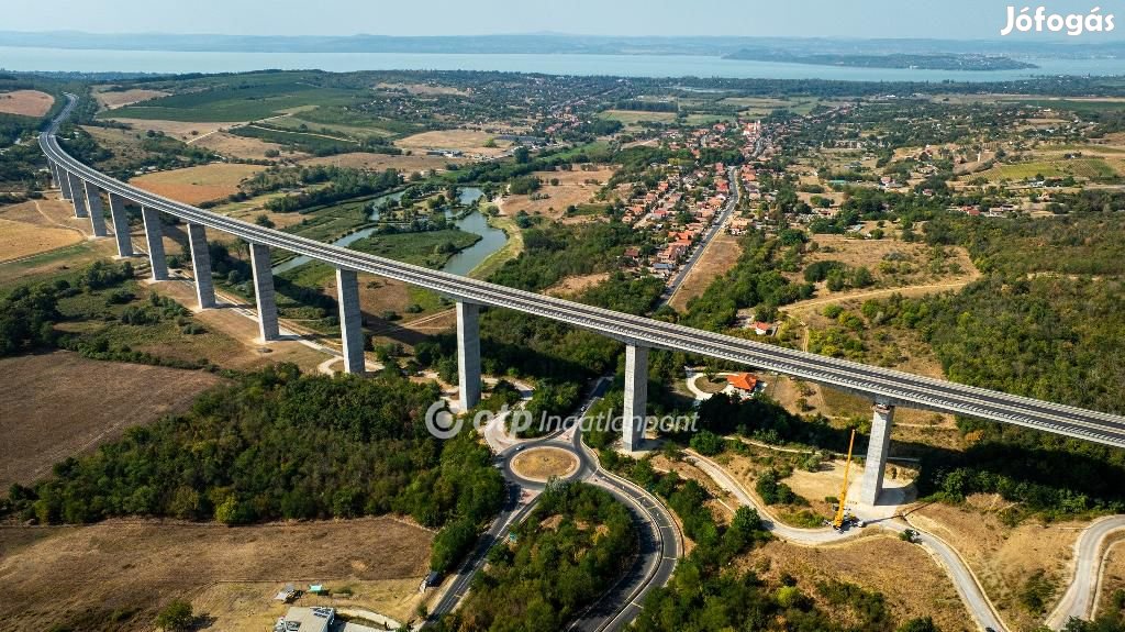 Eladó Mezőgazdasági, Kőröshegy