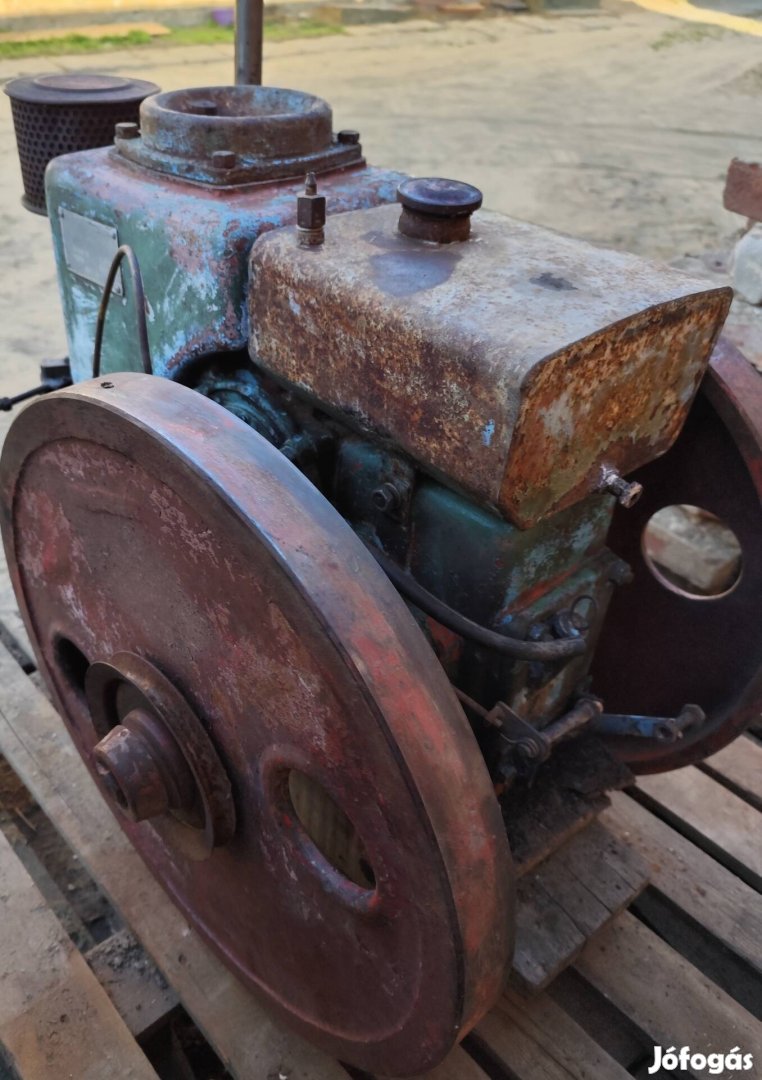 Eladó Mia Diesel stabilmotor fellelt állapotban 