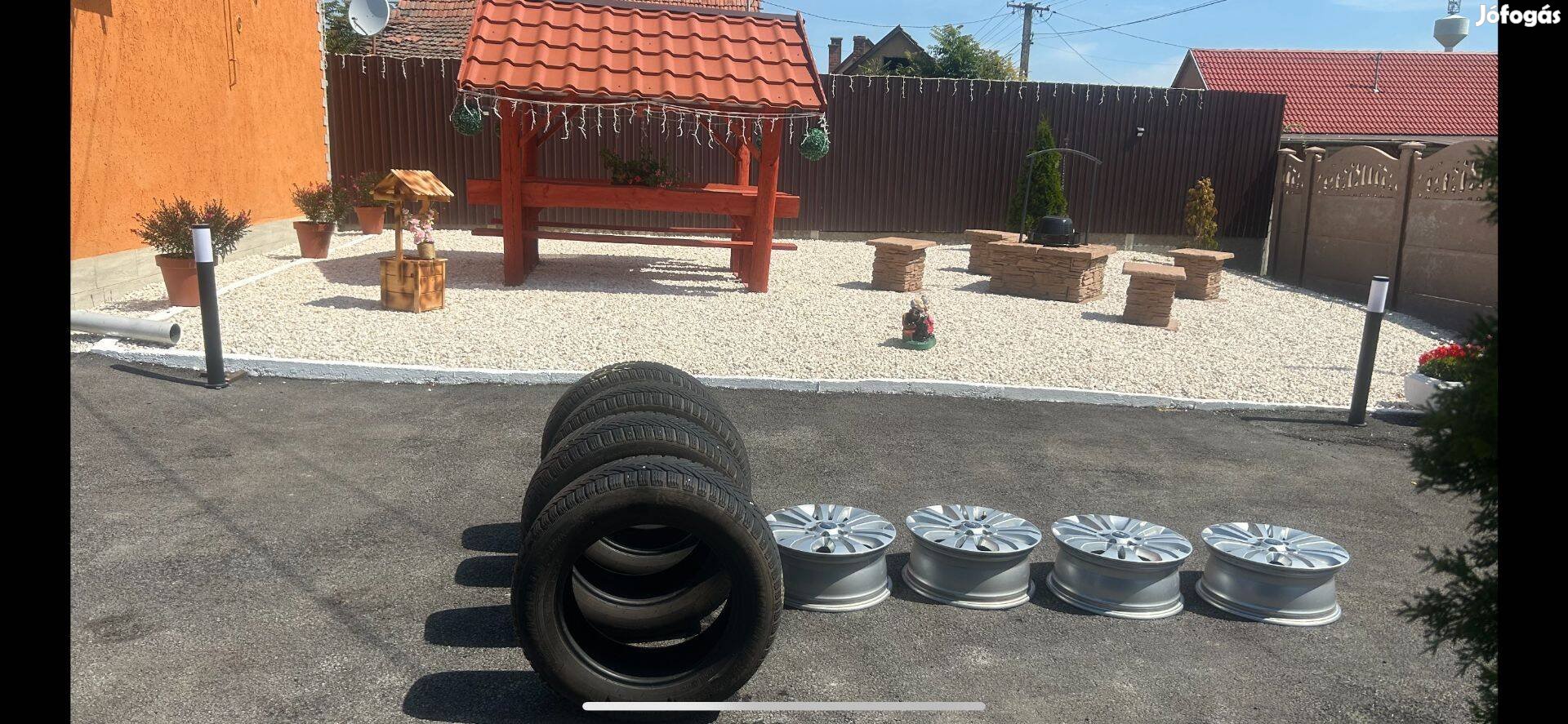 Eladó Michelin 16 colos Téli gumi szett tökéletes állapotban!
