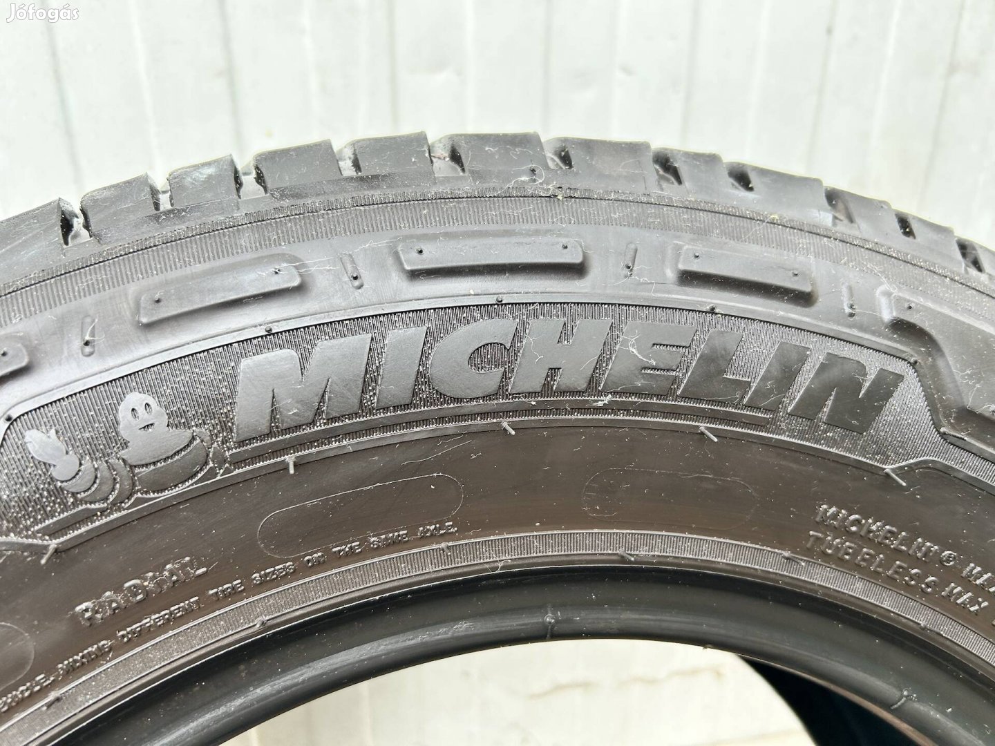 Eladó Michelin 216/65/15C nyári gumi 