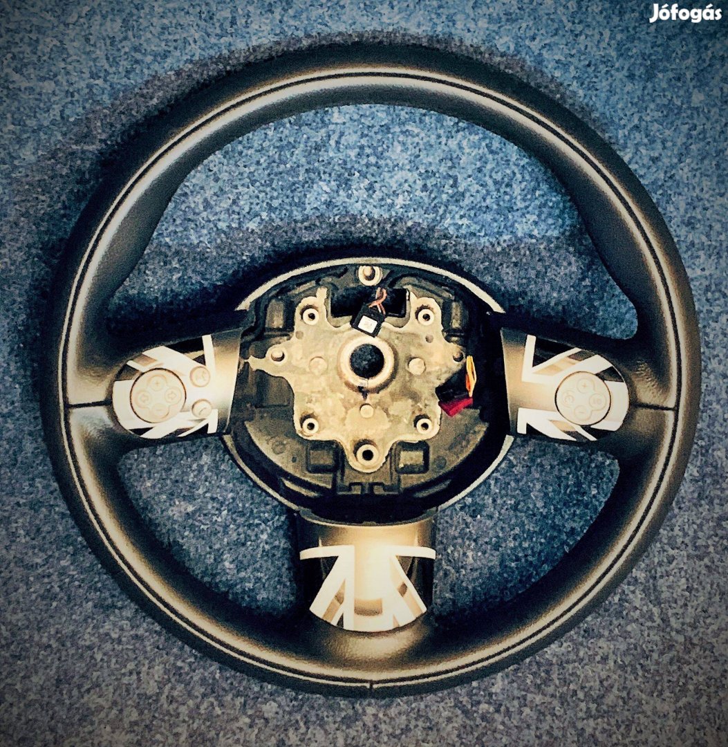 Eladó Mini R56, F56 hibátlan kormány. 34000ft.akár szerelve. Bp/posta