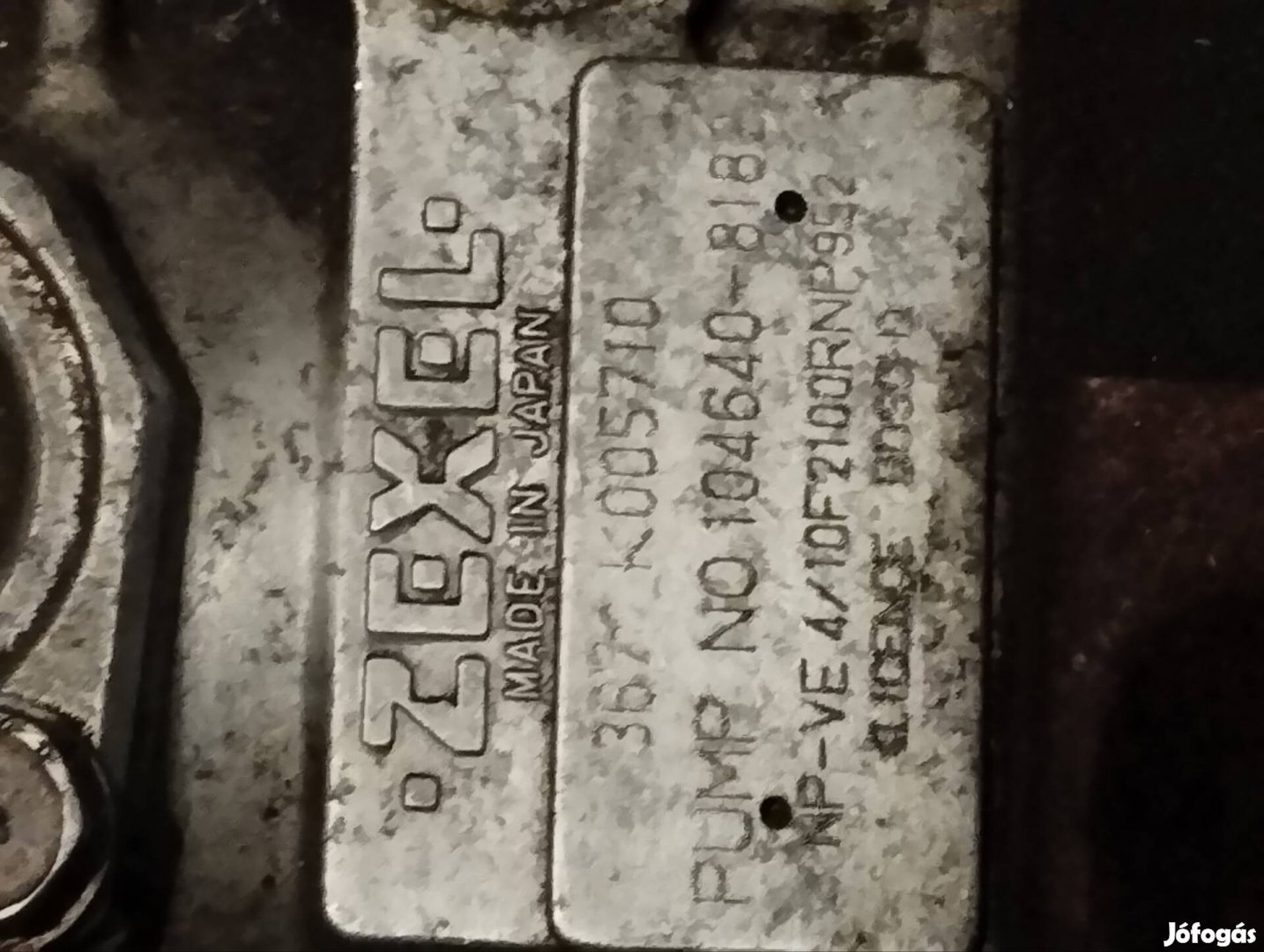 Eladó Mitsubishi Pajero adagoló