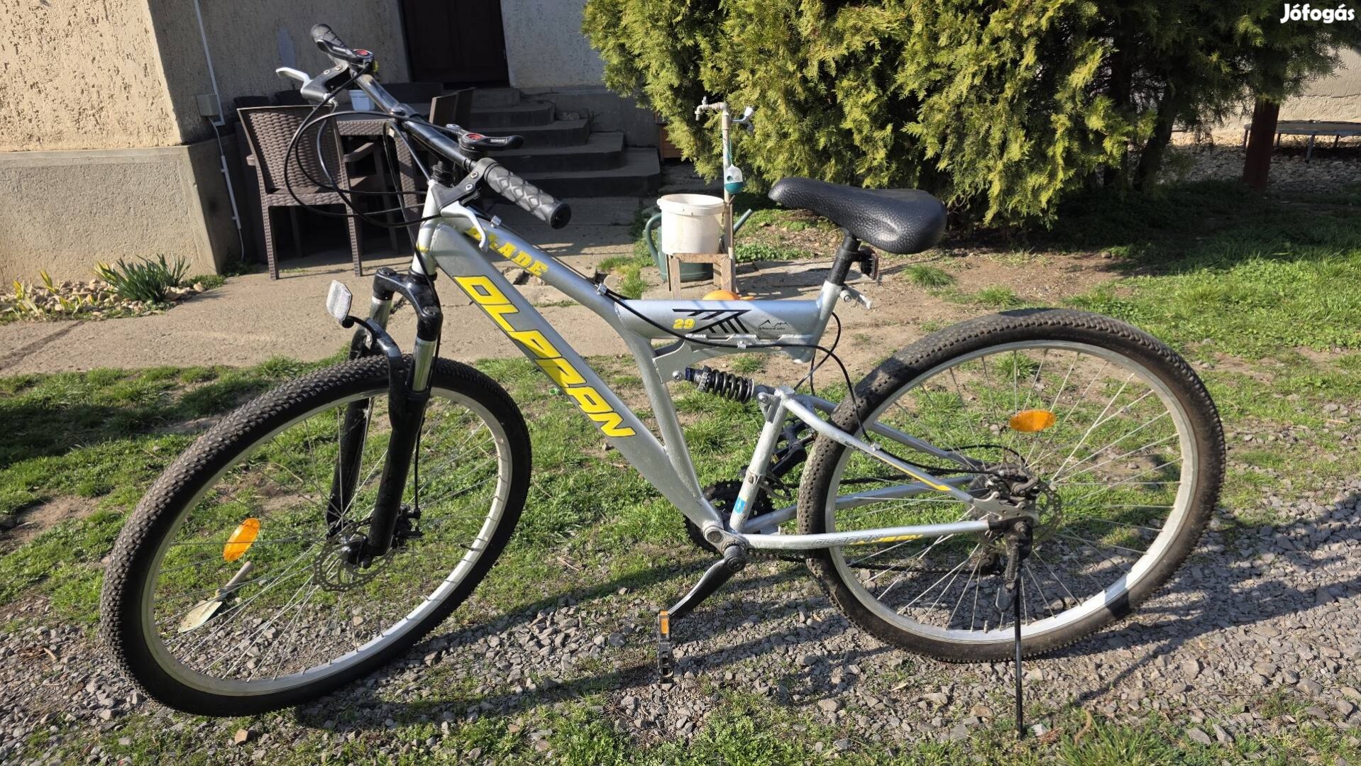 Eladó Mountain bike