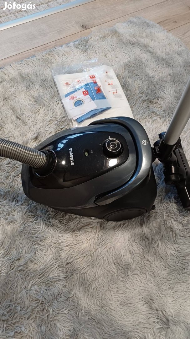Eladó Nagyon megkimélt kitűnő állapotban lévő Samsung