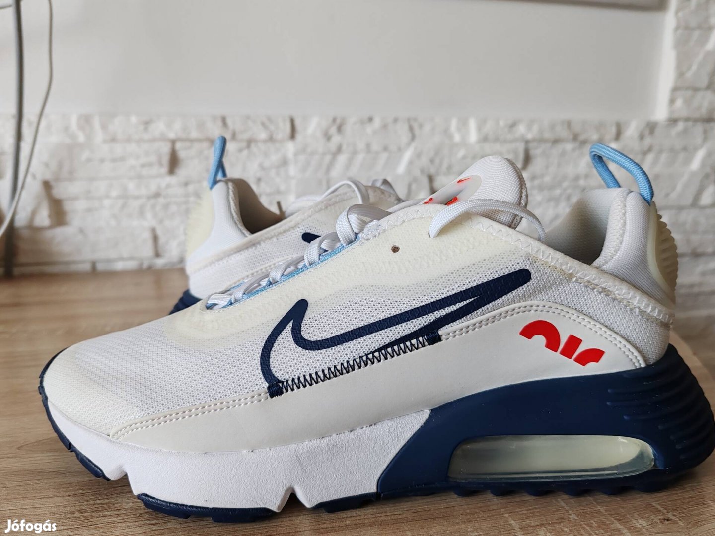 Eladó Nike Air Max 2090-es cipő