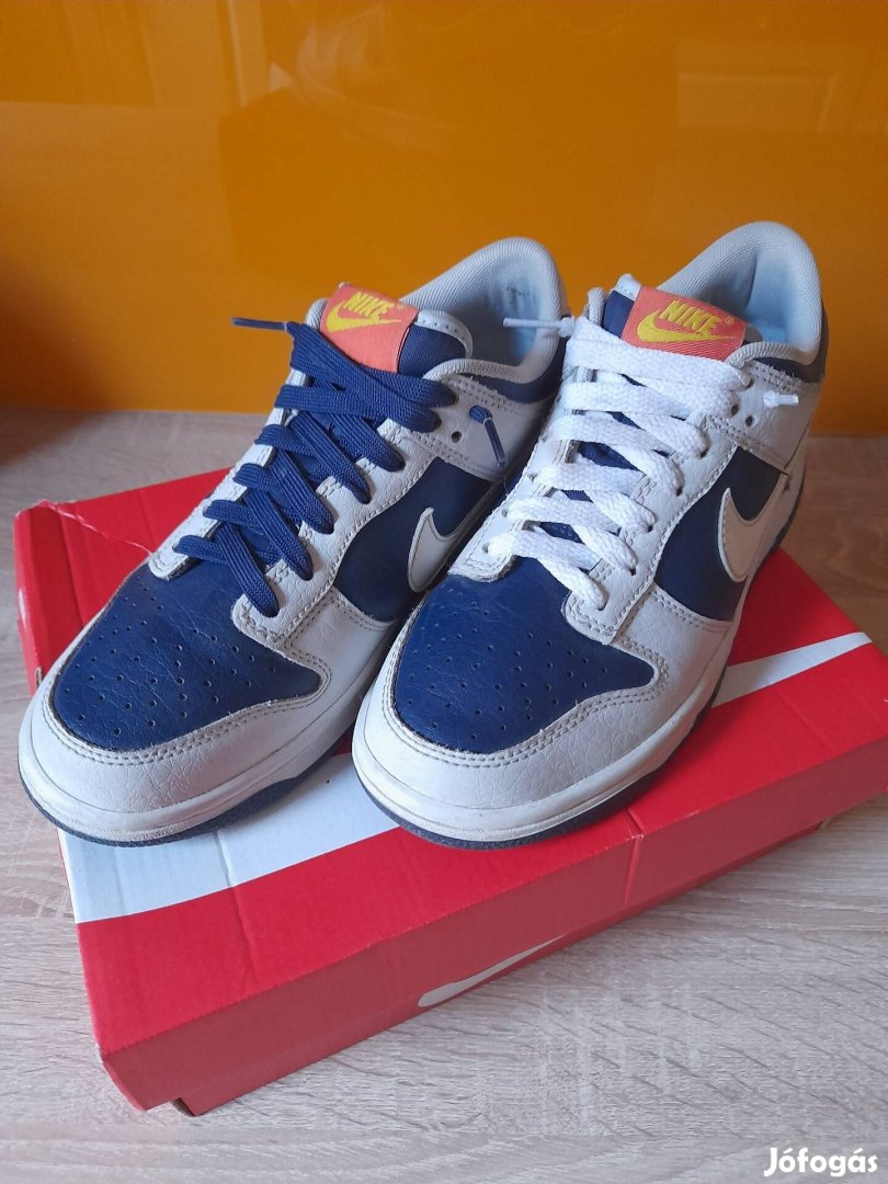 Eladó Nike Dunk LOW BG 37,5