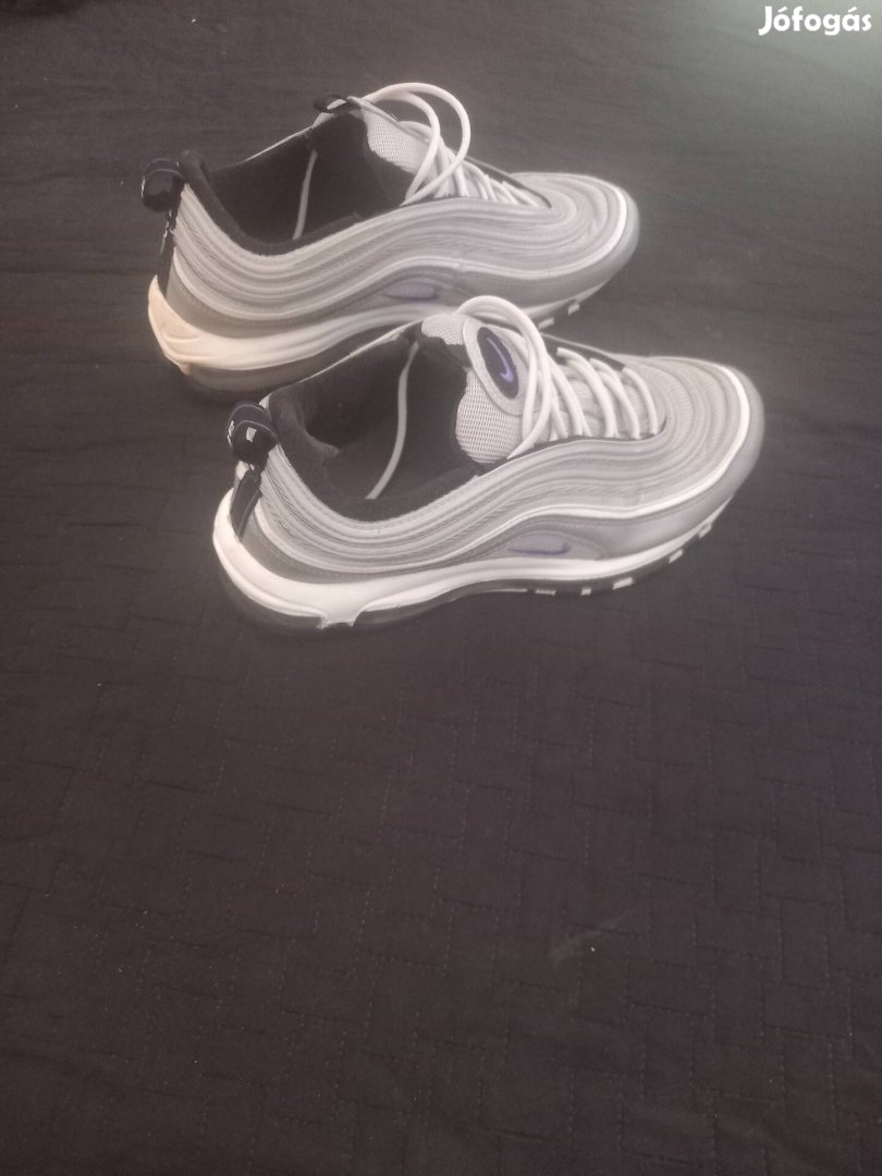 Eladó Nike air max férfi cipő!