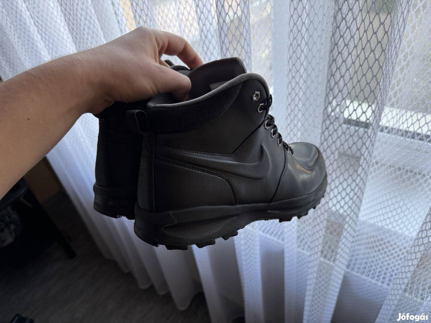 Eladó Nike bakancs