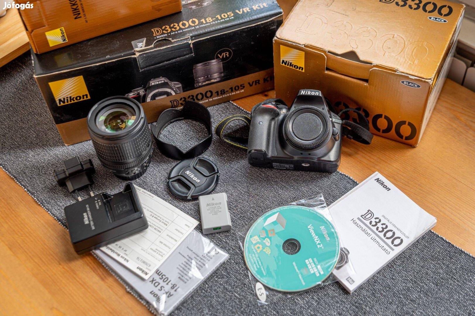 Eladó Nikon D3300 18-105 VR kitt + Polaroid UV szűrő + távirányító