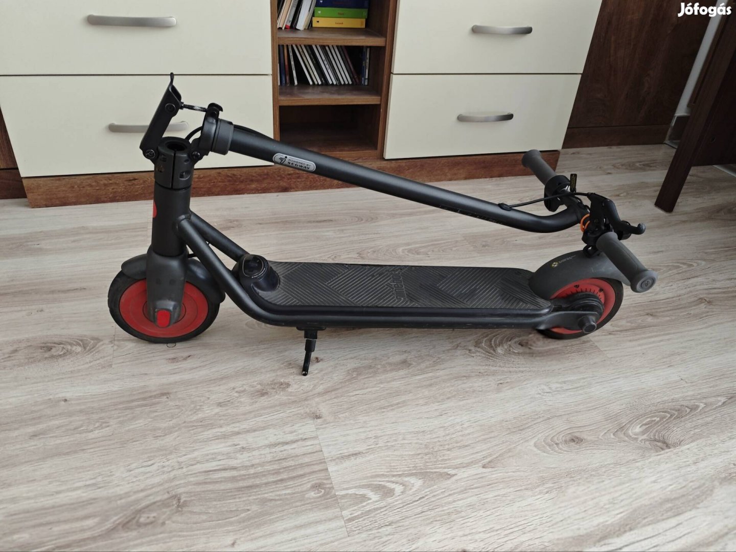 Eladó Ninebot Zing C20 elektromos roller