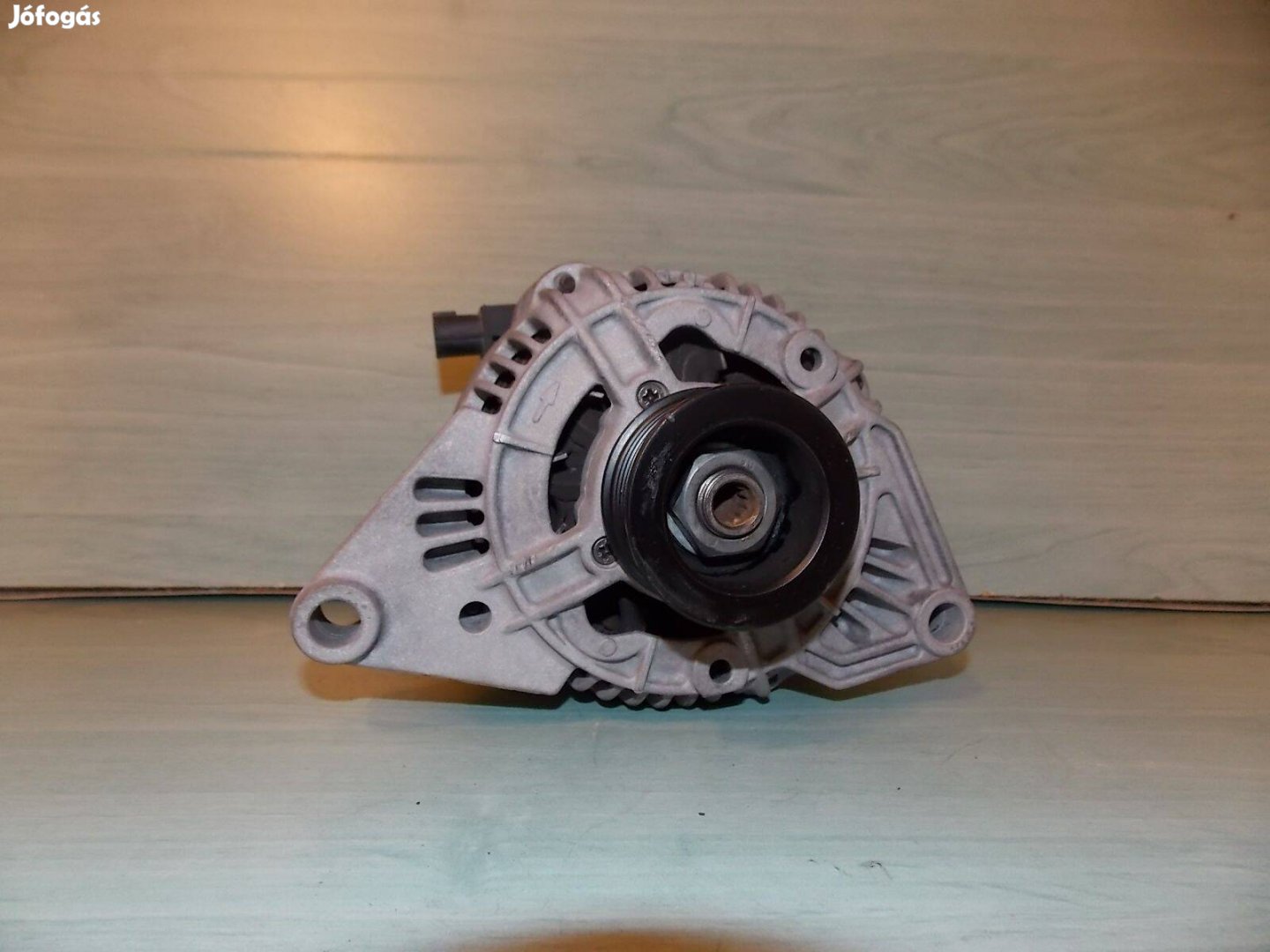 Eladó Nissan Micra 1.0-1.3 generátor 65 A (120335008)
