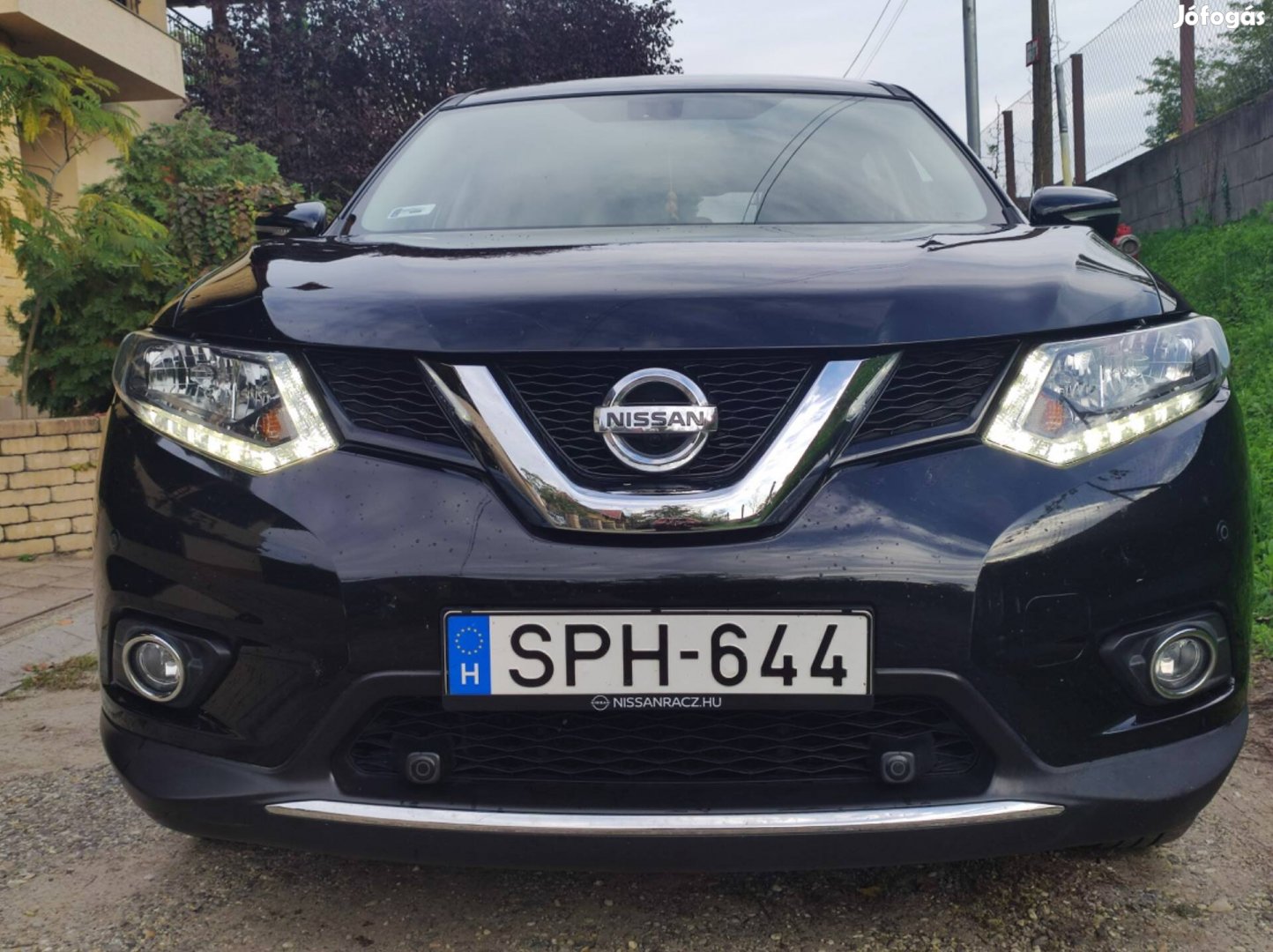 Eladó Nissan Xtrail automata, újszerű!