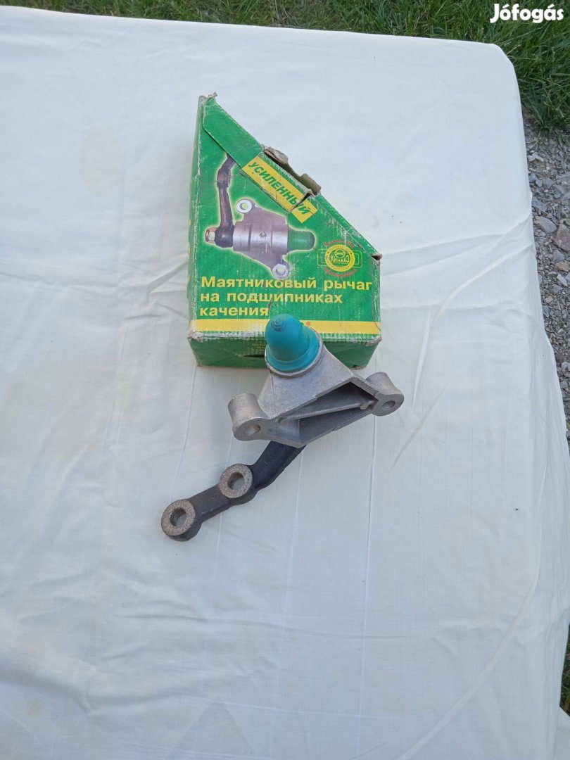 Eladó Níva segédirányító kar