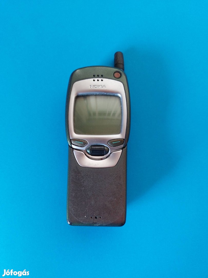 Eladó Nokia7110.