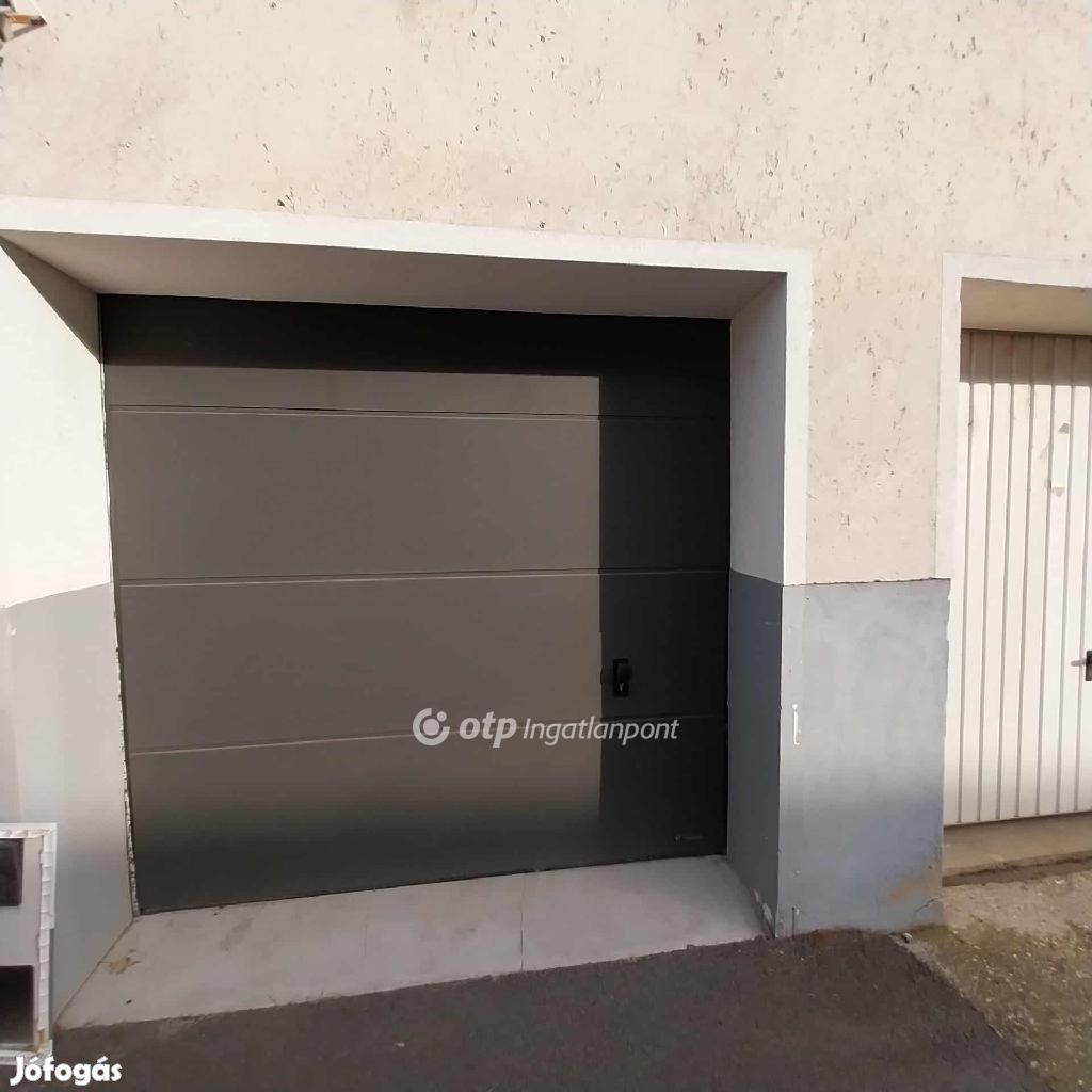 Eladó Önálló garázs, Nyíregyháza