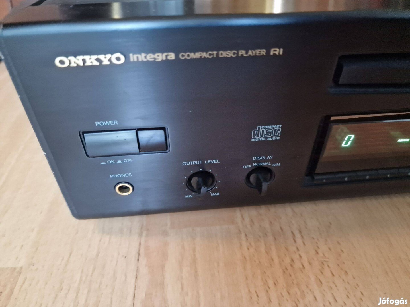 Eladó Onkyo Integra DX-6850 CD lejátszó. + távirányító