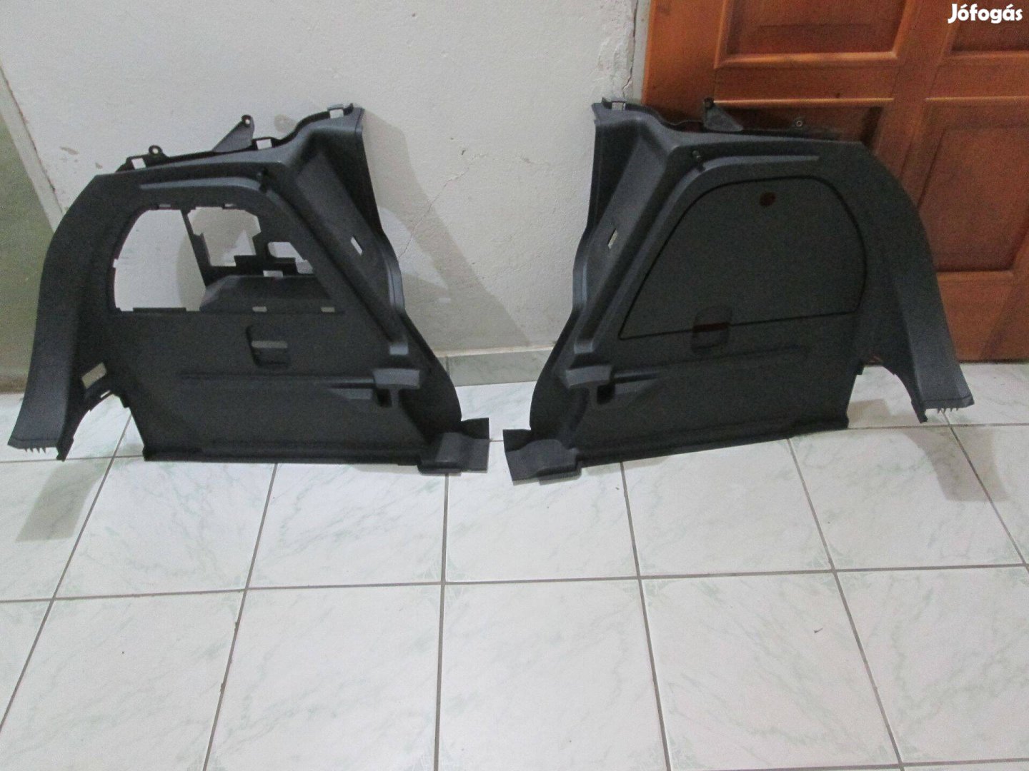 Eladó Opel Corsa D csomagtér oldalfalak