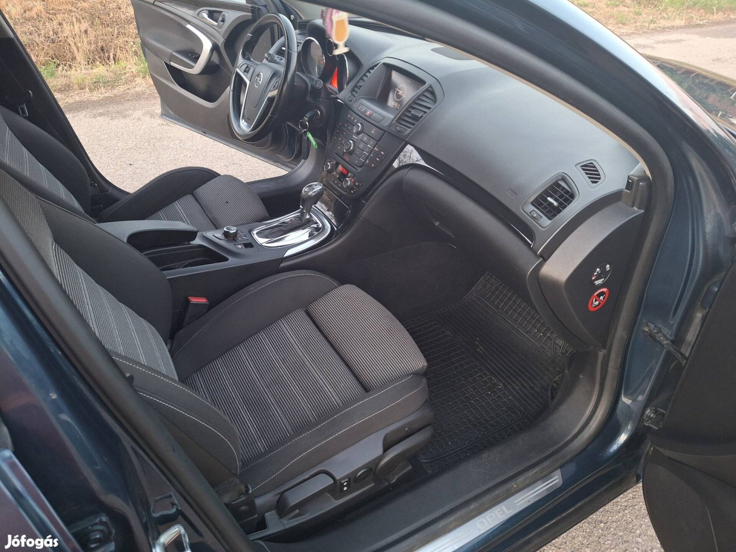 Eladó Opel Insignia Sports Tourer SW