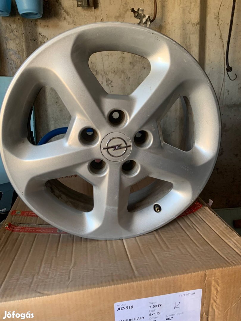 Eladó Opel Zafira