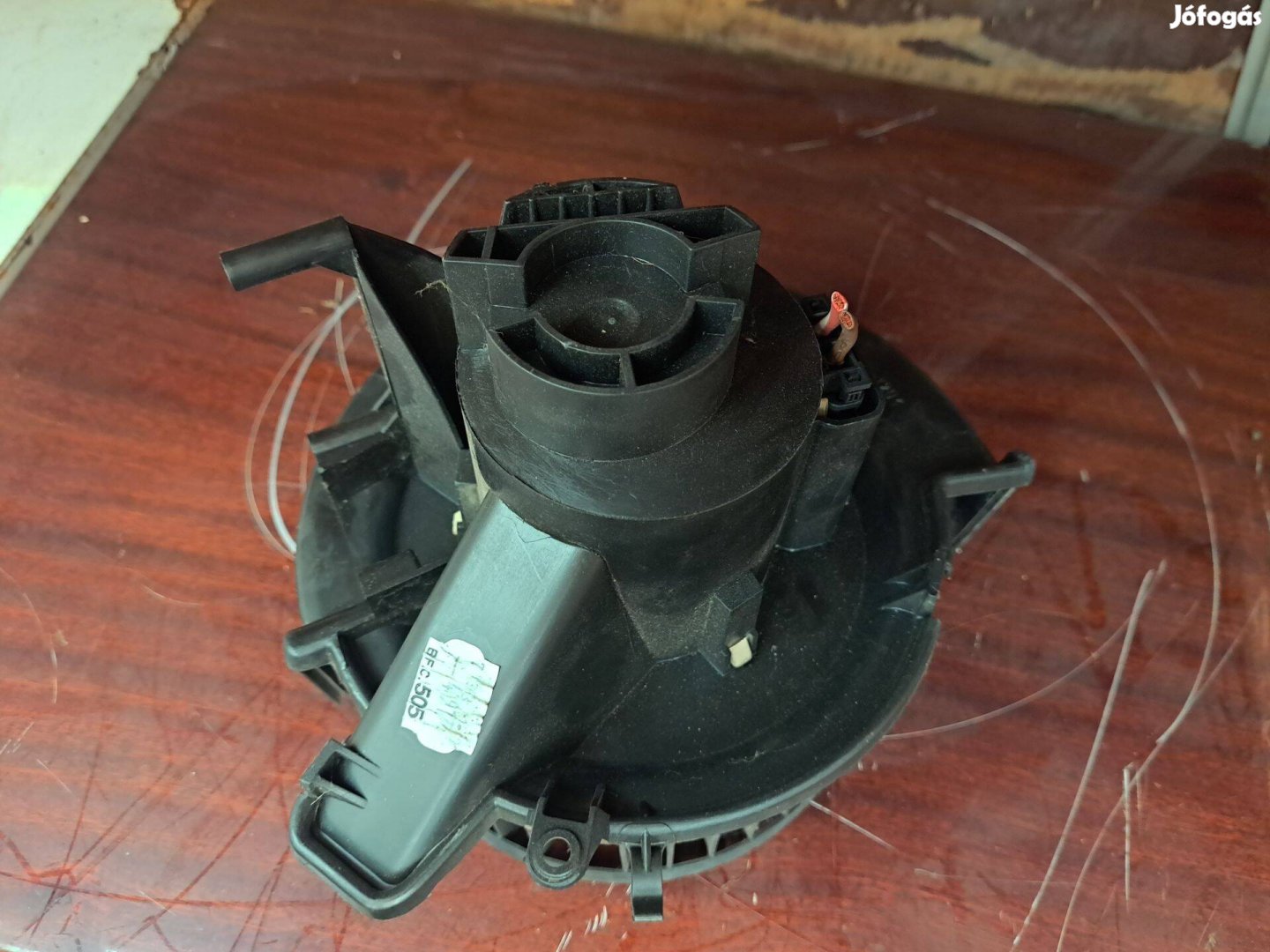 Eladó Opel Zafira A fűtőmotor / fűtő ventilátor Behr 9002249