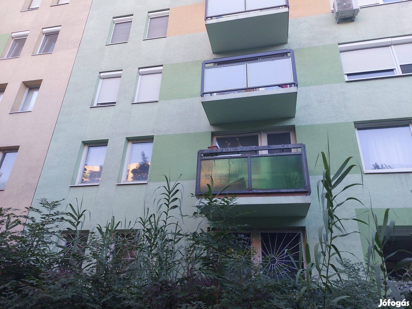 Eladó Országbíró utcai lakótelepen 58 m2-es lakás