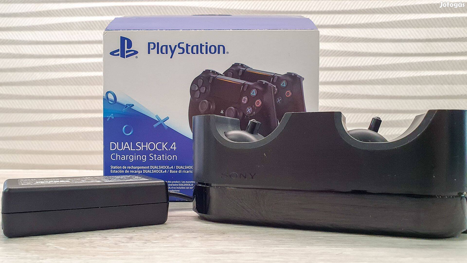 Eladó PS4 Charging Station töltő állomás Playstation 4 joystick, DS4!