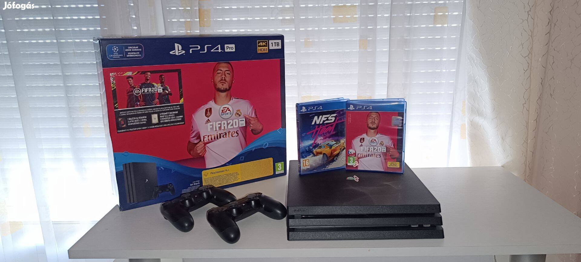 Eladó PS4 Pro 1TB + 2 kontroller + 2 játék