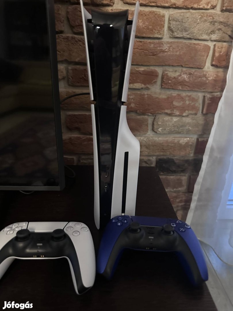 Eladó PS5 konzol 2 kontroller