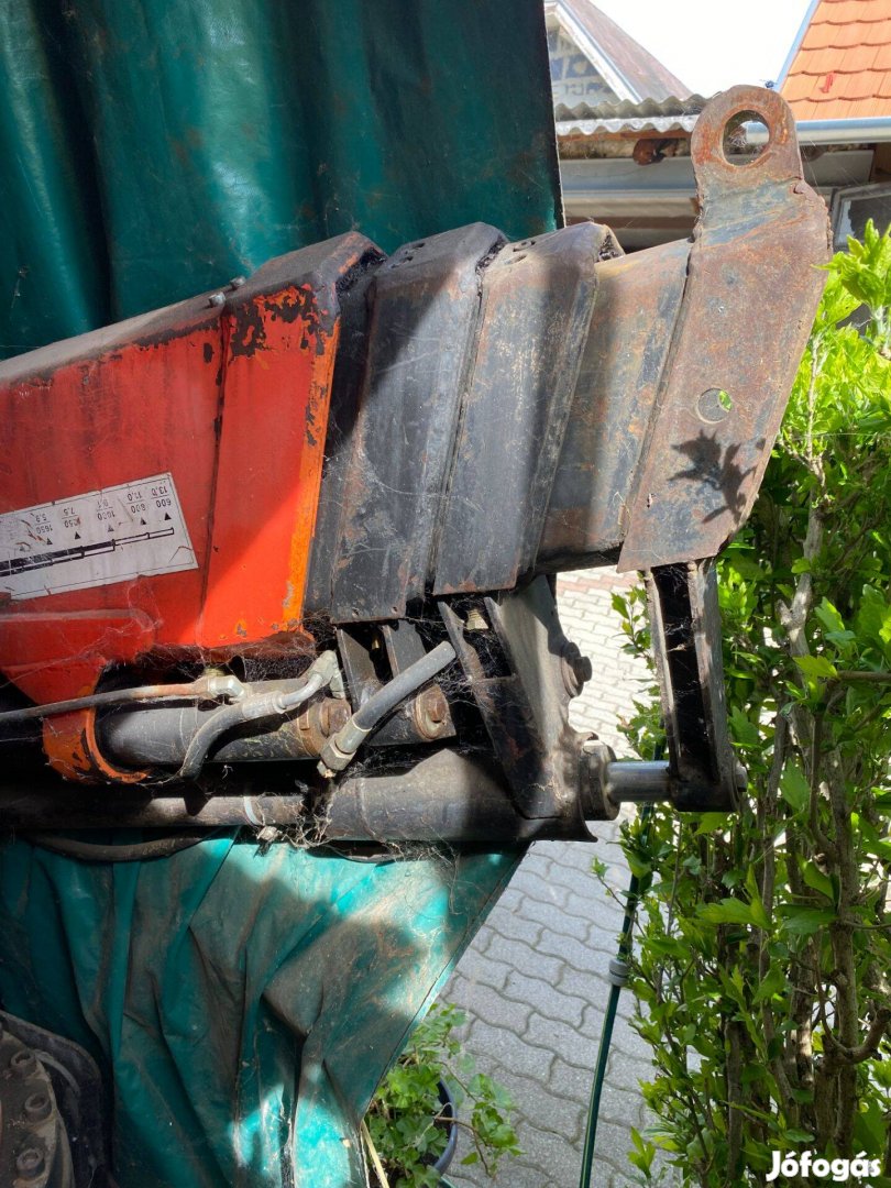 Eladó Panoba hidraulikus daru