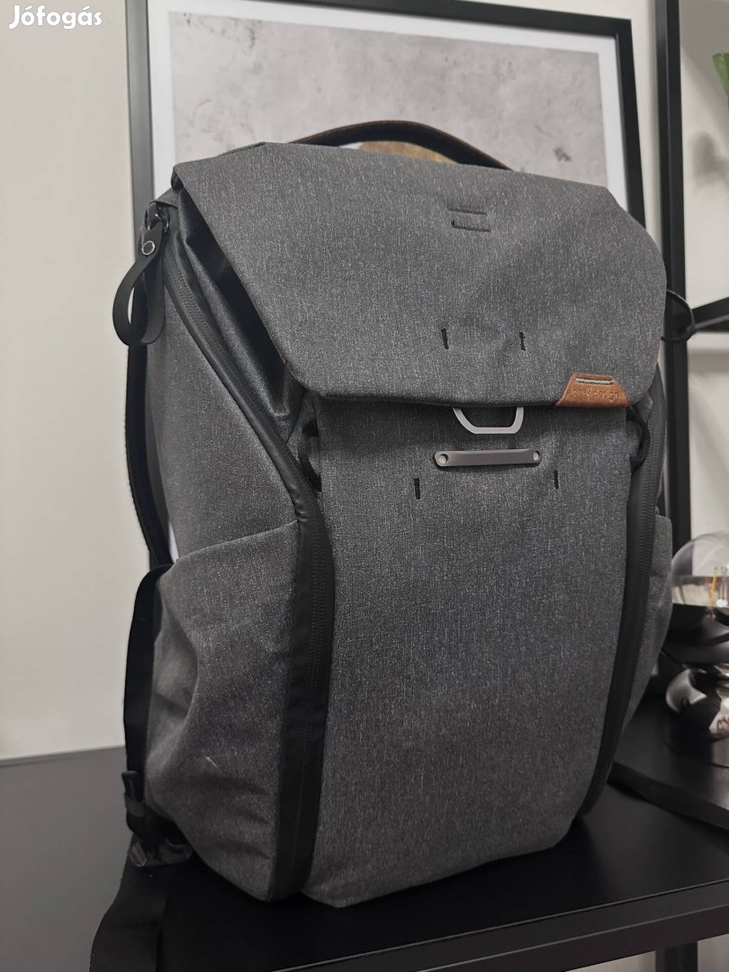 Eladó Peak Design Everyday Backpack V2 20L hátizsák sötétszürke