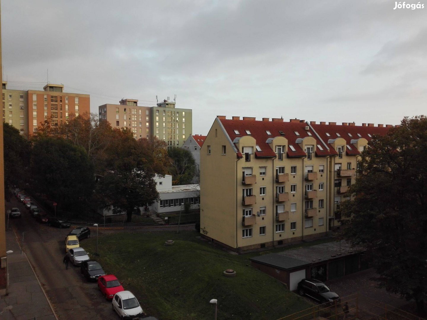 Eladó Pécs belváros központi részén 54m2 panorámás lakás