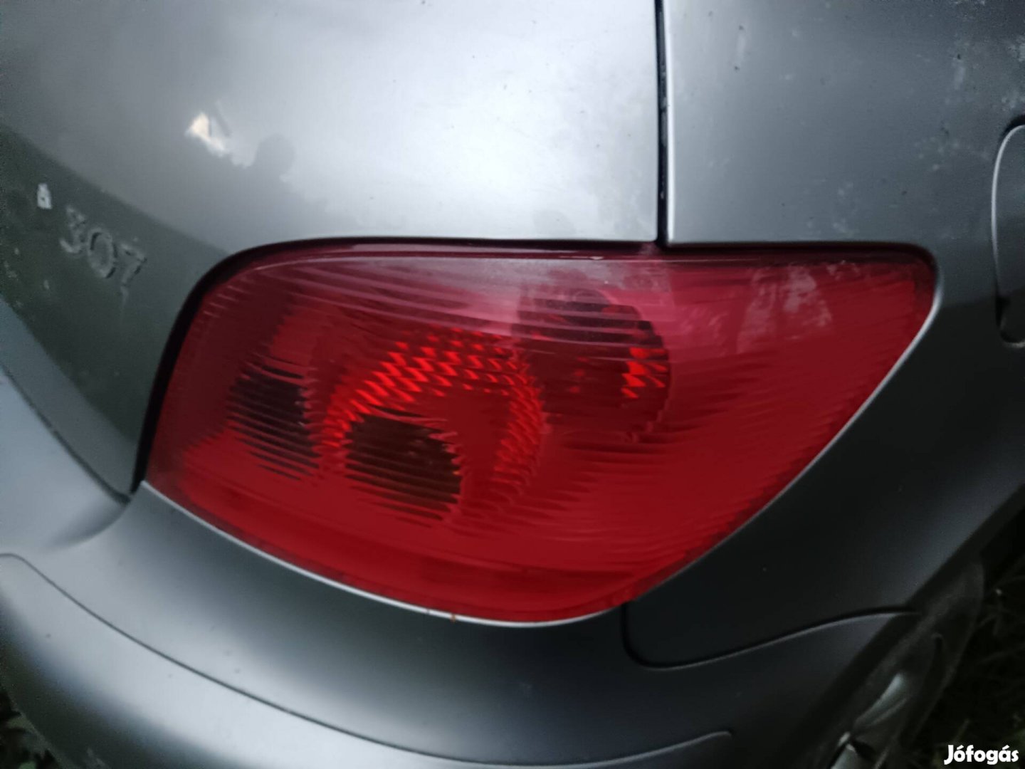 Eladó Peugeot 307 jobb hátsó lámpa 