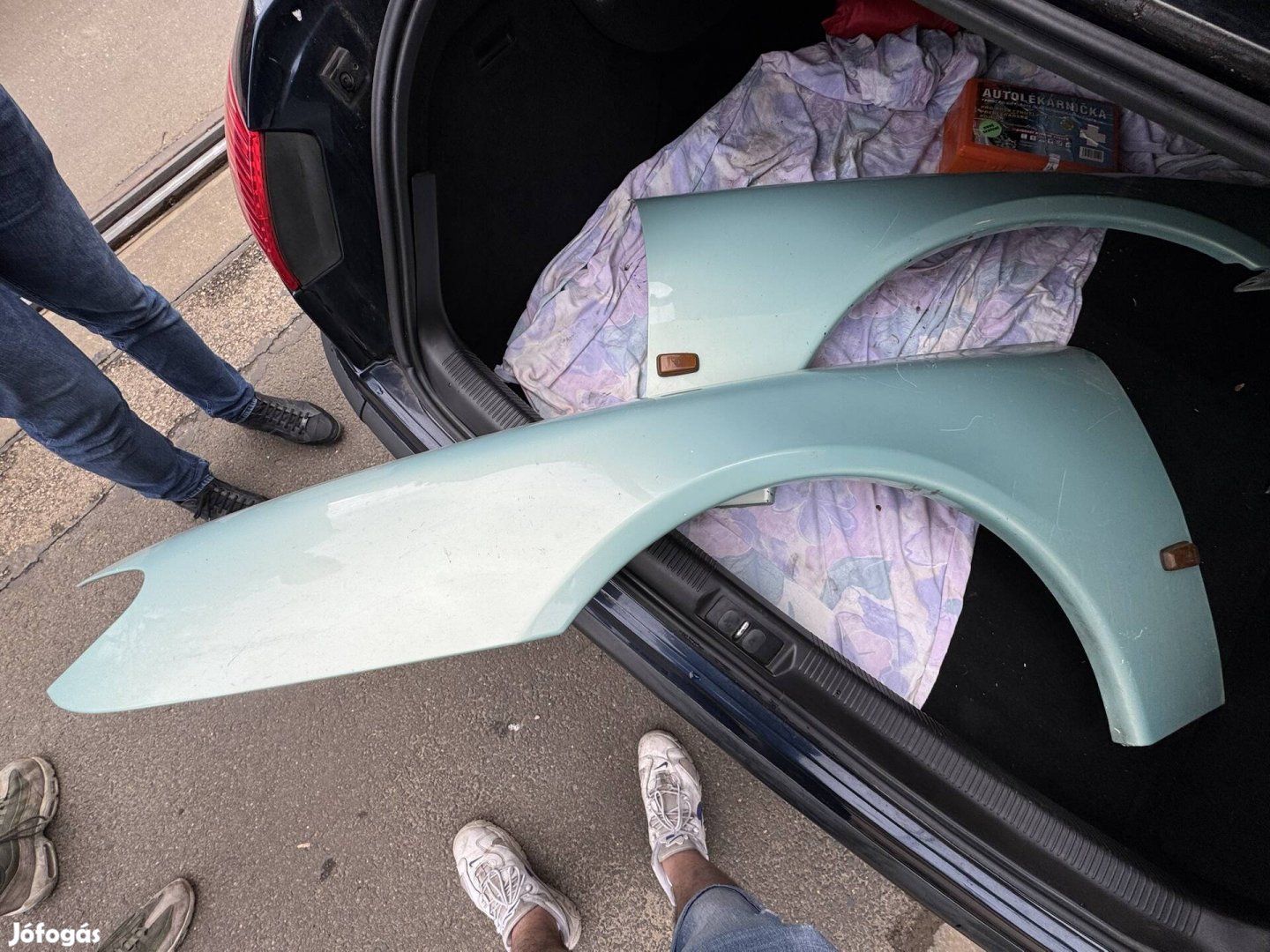 Eladó Peugeot 406 coupe sárvédők