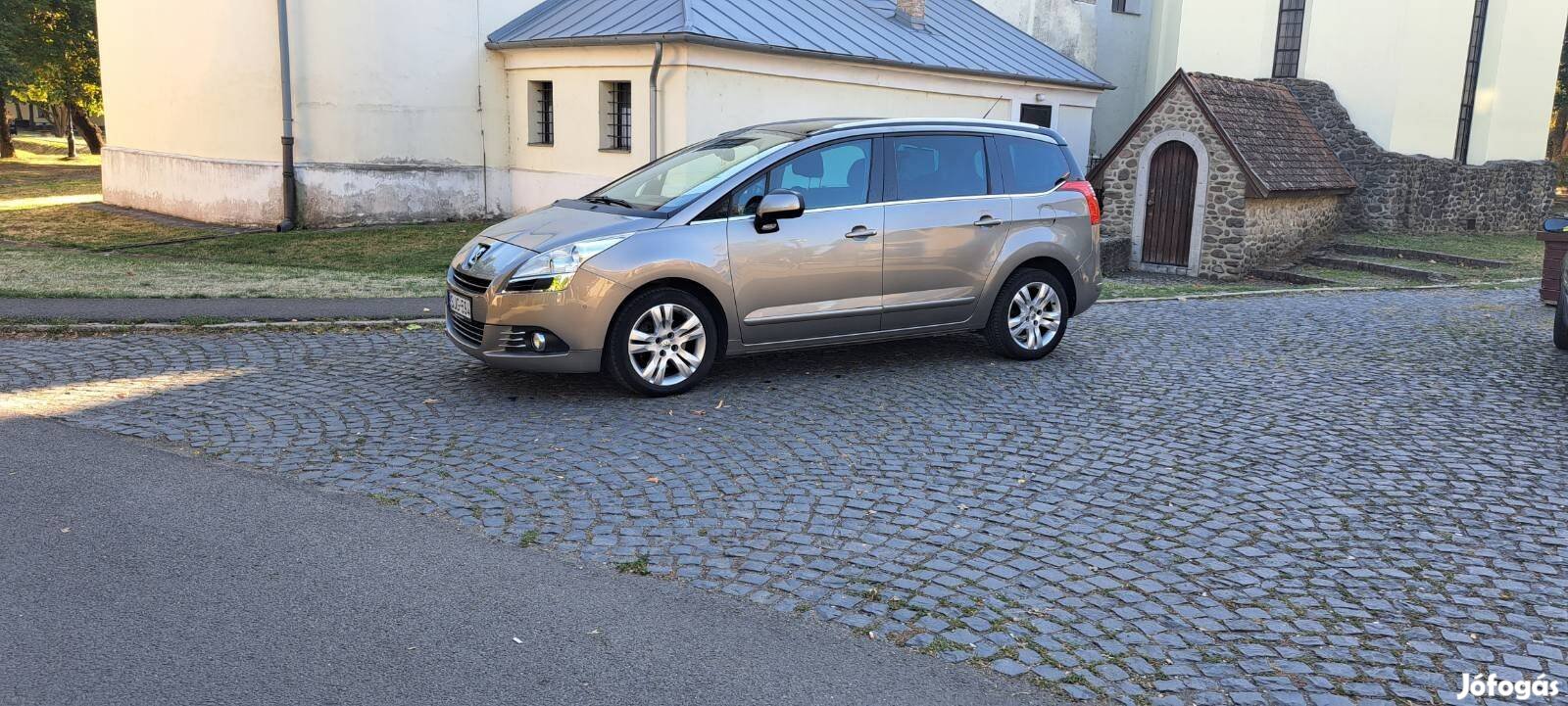 Eladó Peugeot 5008 1.6 Thp
