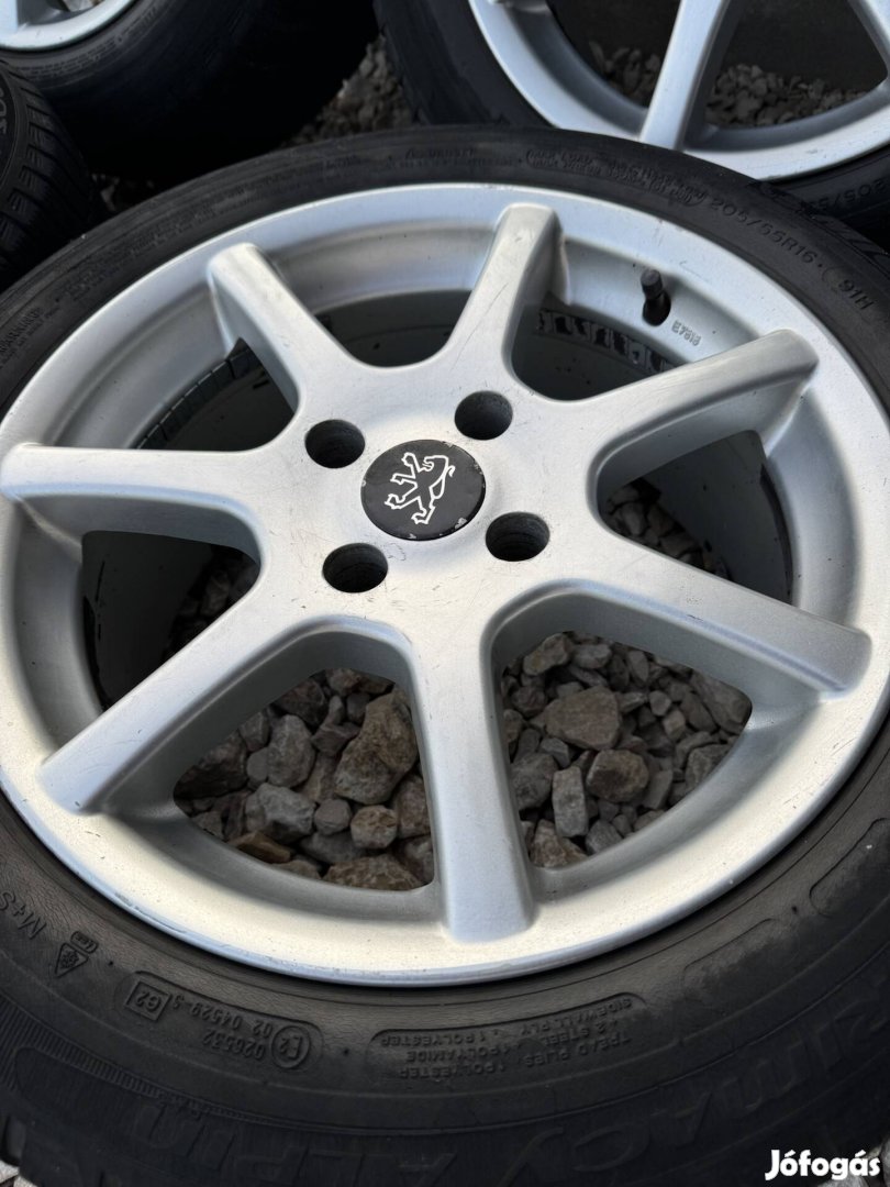 Eladó Peugeot alufelni!