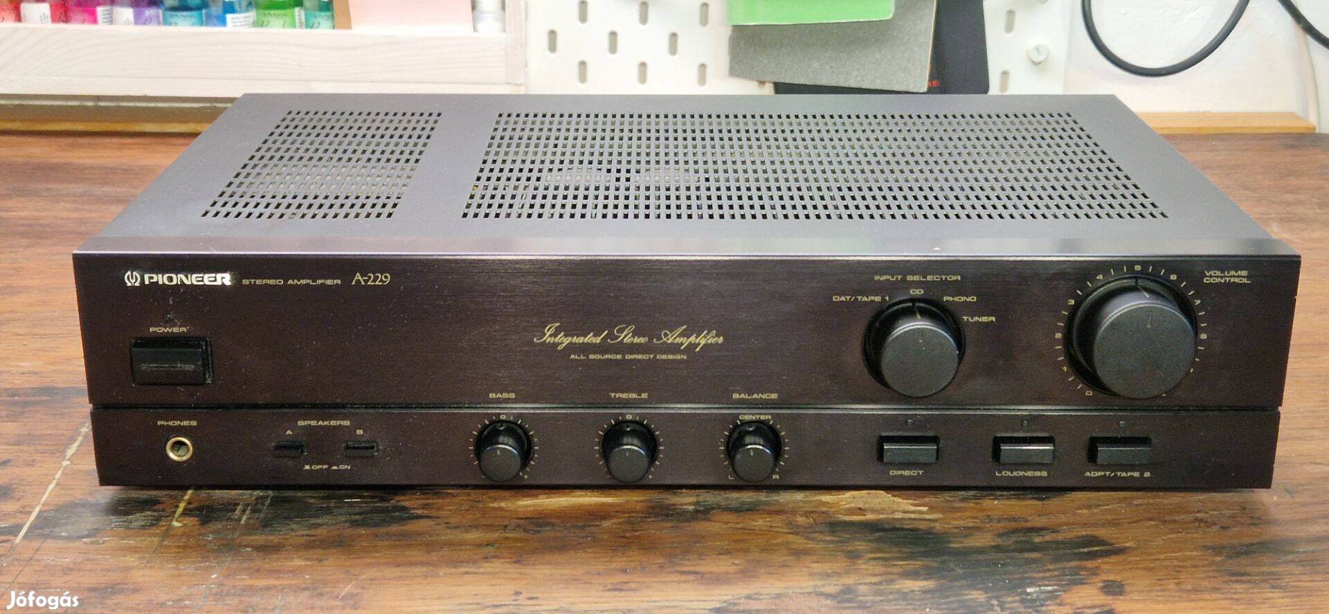 Eladó Pioneer A-229 stereo erősítő 2 x 35w 8ohm (1991.)
