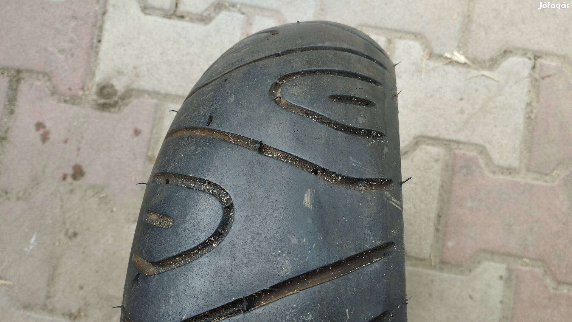 Eladó Pirelli 130/70 R12 robogó gumiabroncs 
