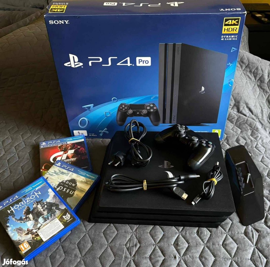 Eladó Playstation 4 pro