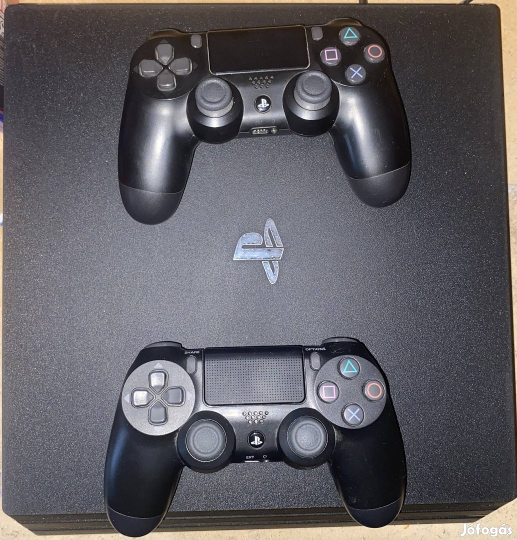 Eladó Ps4 Pro 1 TB 