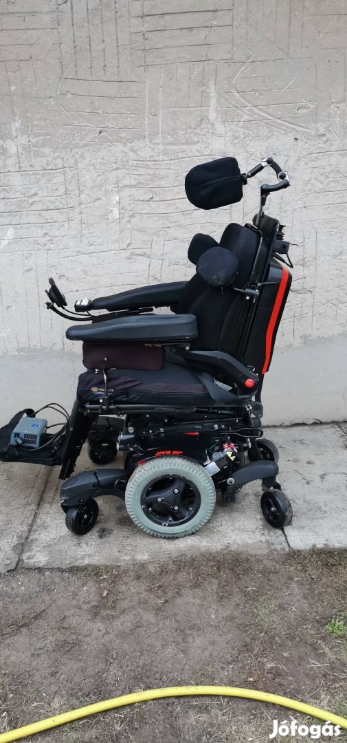 Eladó Quickie elektromos kerekesszék