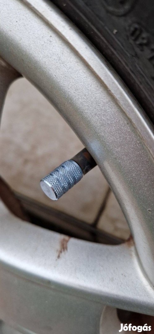 Eladó R15ös Gyári Seat Alufelnik