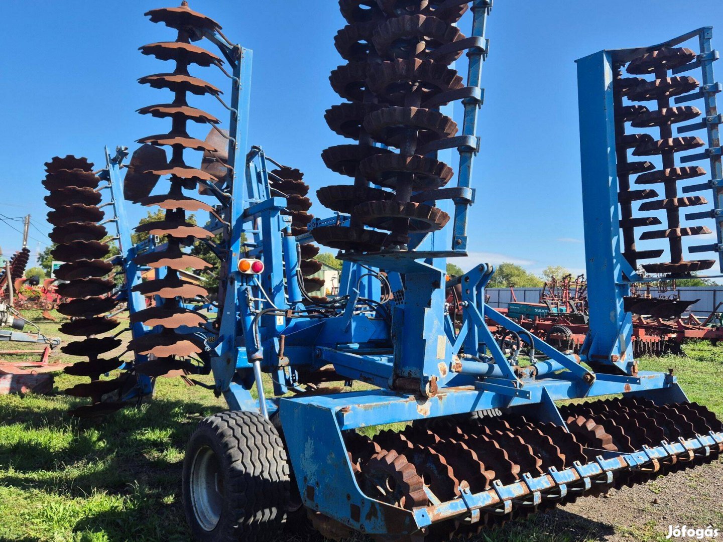 Eladó Rabewerk 6 m-es nehéztárcsa hengerrel szerelve