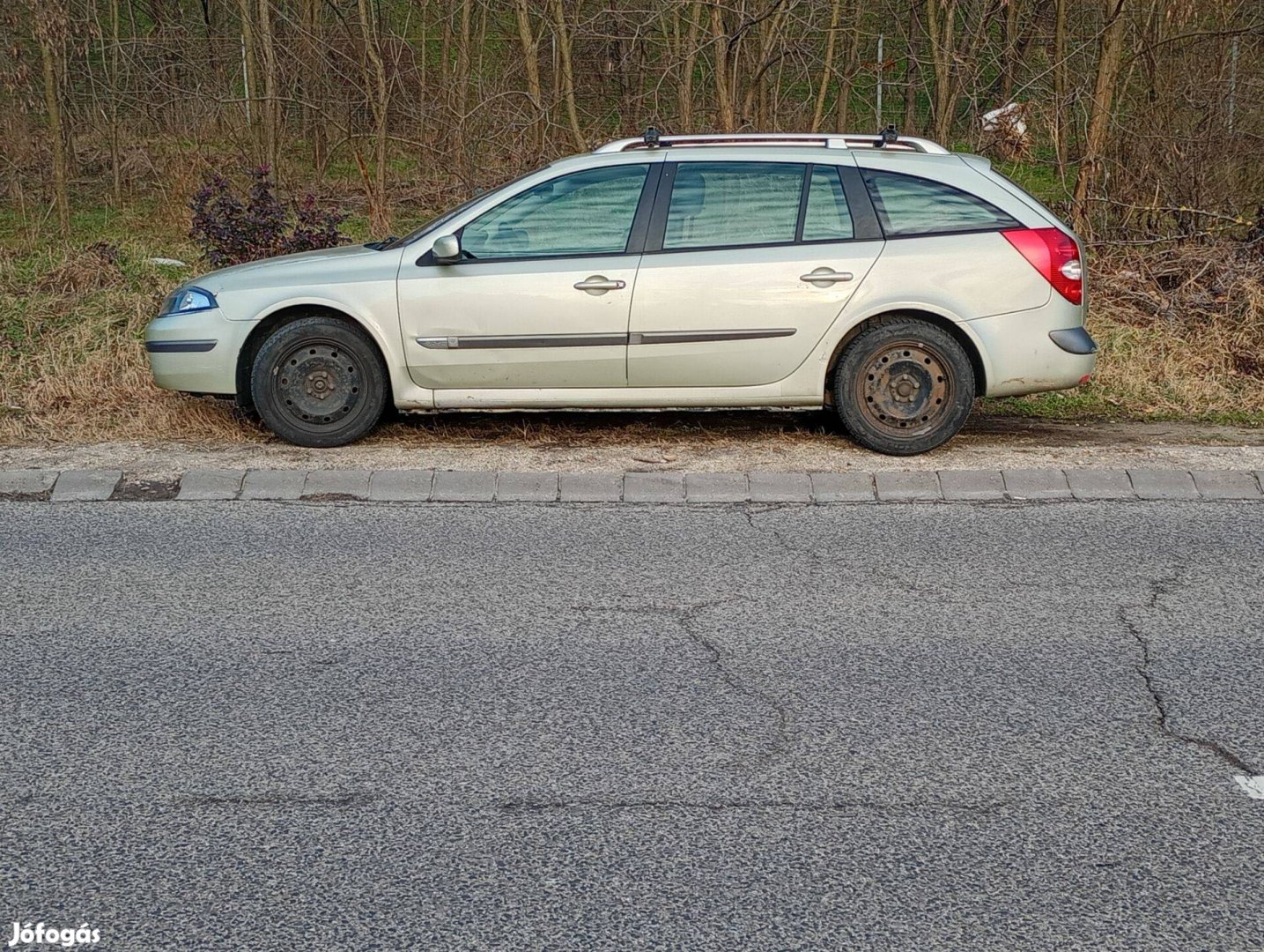 Eladó Renault Laguna Alkatrészenek