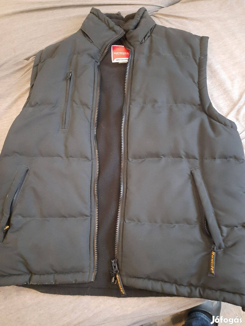 Eladó Result L -es mellény 5000Ft L